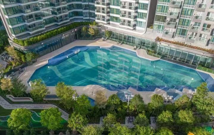 維港1號 會所設施 健身室 無邊際泳池 休閒空間